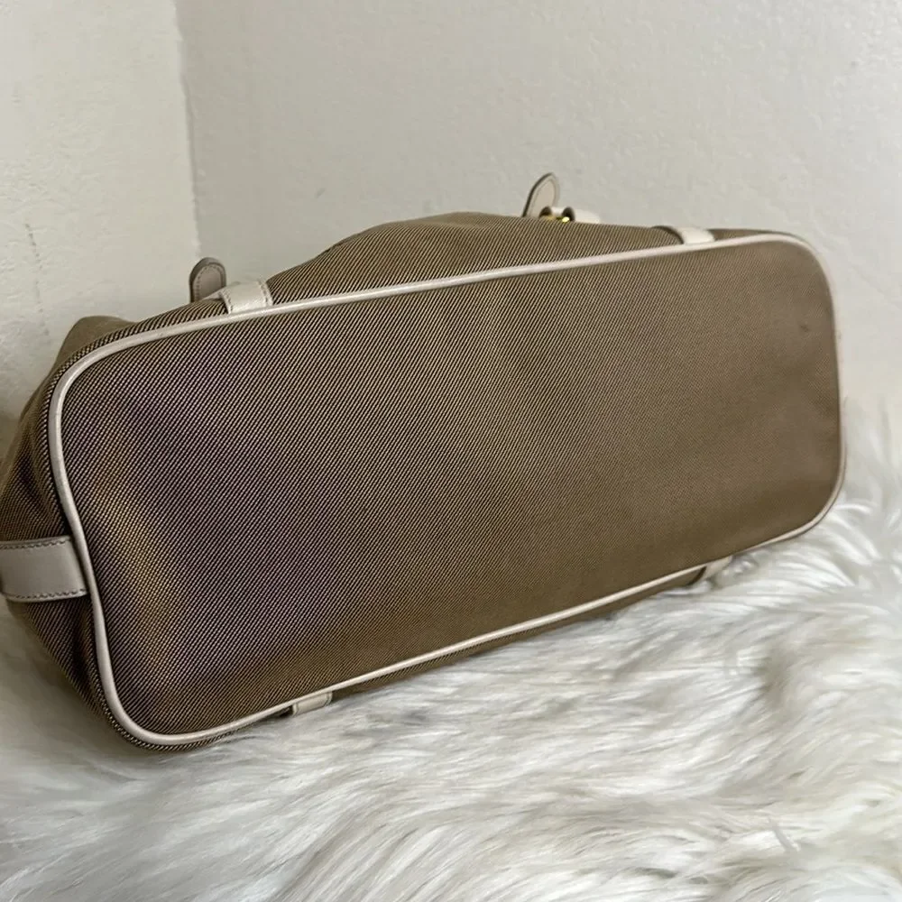 💯Authentic Prada Canapa Logo Handbag🍀